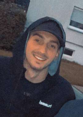 Maxiwe, 26, Stuttgart