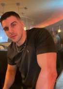 Synthx, 28, Berlin