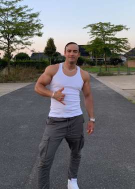 -Sergej, 39, Solingen