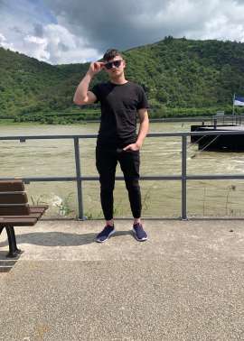 Decord, 25, Berlin