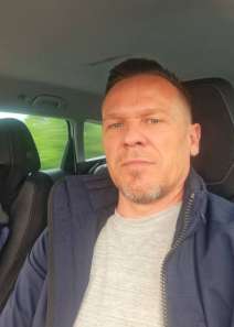 Wenjuckts, 43, Frankfurt am Main