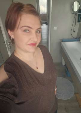 Amaliia, 32, Friesoythe