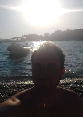 MWA, 42, Frankfurt am Main