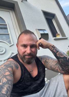 Joan0202, 38, Iserlohn