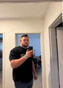 Julian95, 29, Haan