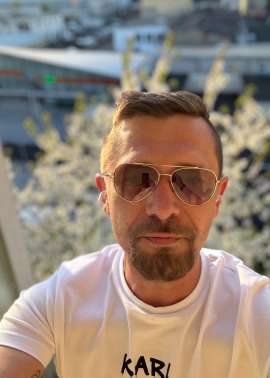 JuriLegend, 37, Frankfurt am Main