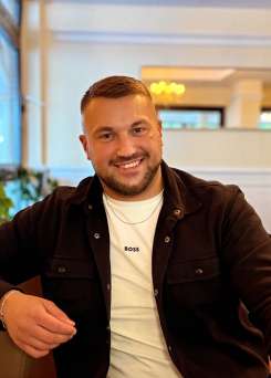 MakP, 29, Paderborn