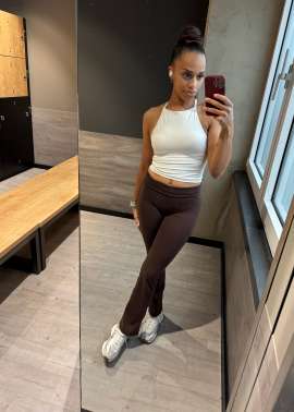 Naviaaaa, 30, Siegen