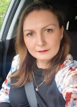 Nastucha, 37, Fürth