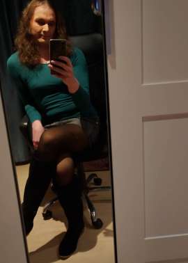 transhelena7, 41, Minden