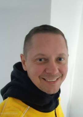 Krom, 47, Gütersloh