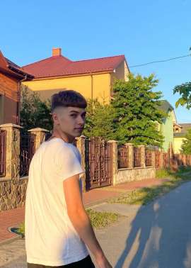 Sweeed, 20, Regensburg