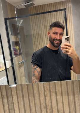 Quaresma87, 38, Bonn