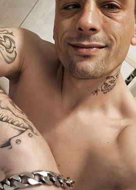 Dertitus, 38, Weimar